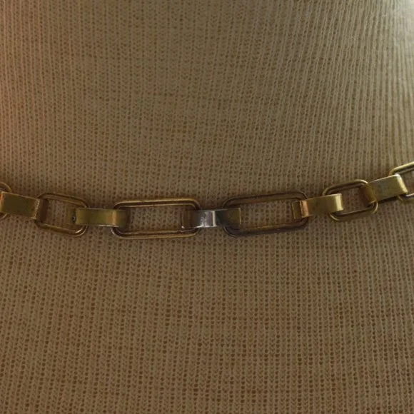 Stella & Dot Hazel Flower Petal Statement Necklace Chain Link Gold - Picture 6 of 16